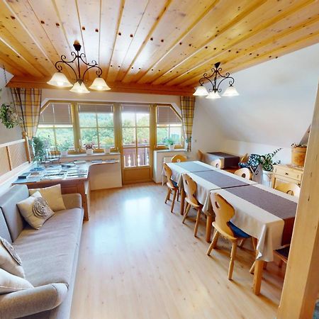 里欧查赫Weingut Fellner住宿加早餐旅馆 外观 照片