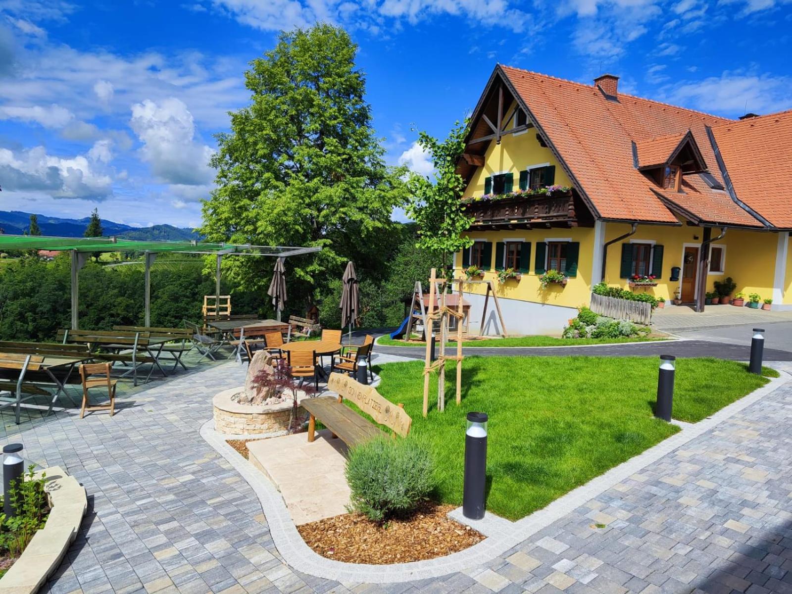 里欧查赫Weingut Fellner住宿加早餐旅馆 外观 照片
